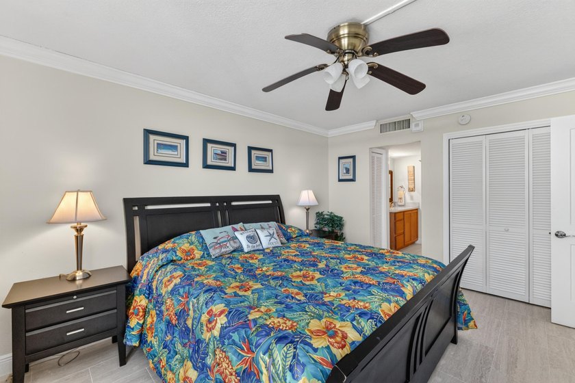 Gorgeous DIRECT OCEAN VIEW from your 1 bedroom/1.5 bath - photo 13