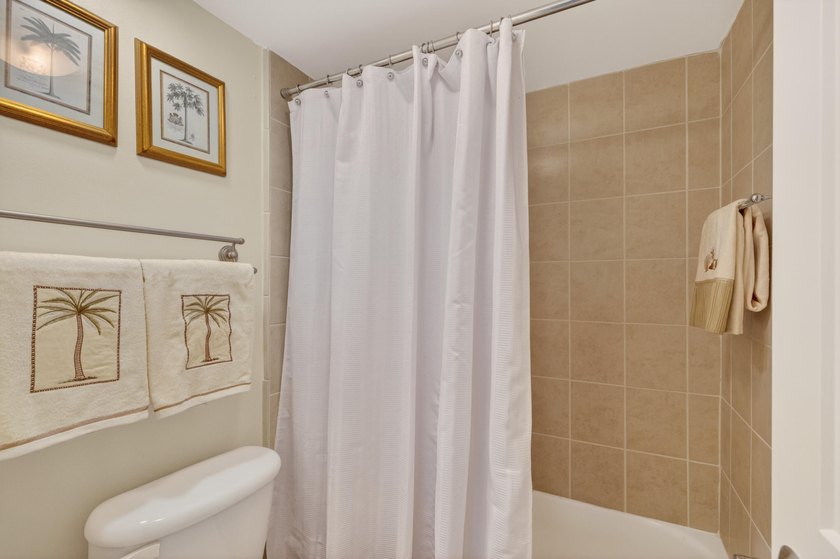 Gorgeous DIRECT OCEAN VIEW from your 1 bedroom/1.5 bath - photo 16