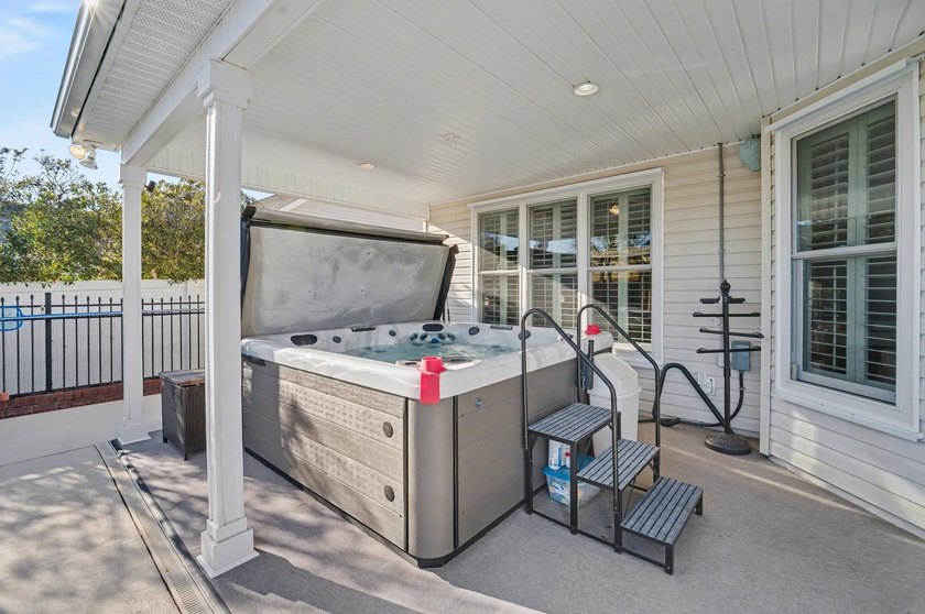OPEN HOUSE SUNDAY JULY 19TH 12:00PM - 2:00PM. Resort-Style - photo 38