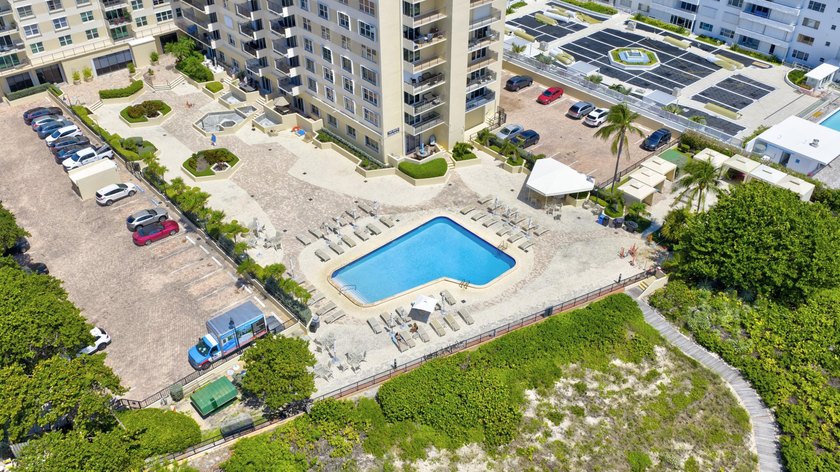 Gorgeous DIRECT OCEAN VIEW from your 1 bedroom/1.5 bath - photo 43