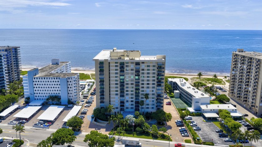 Gorgeous DIRECT OCEAN VIEW from your 1 bedroom/1.5 bath - photo 45