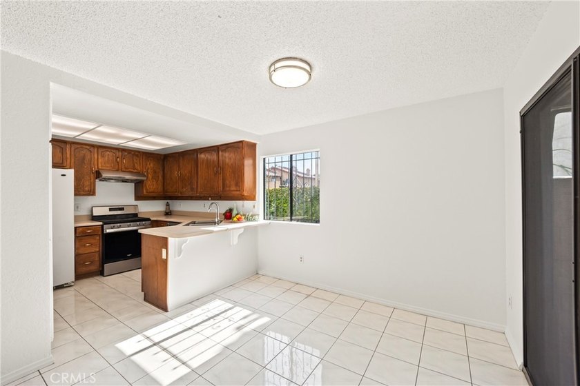 Welcome to this beautifully maintained, 1,515-square-foot - photo 11