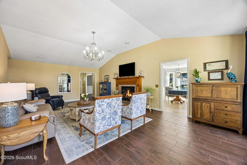 This incredible 4-bedroom, 2-bath home sits on a large corner - photo 12