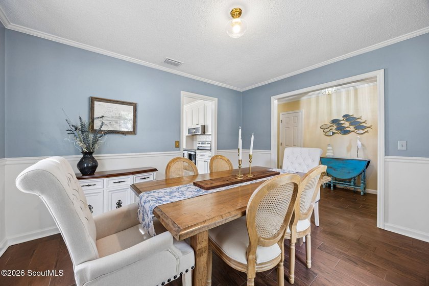 This incredible 4-bedroom, 2-bath home sits on a large corner - photo 14