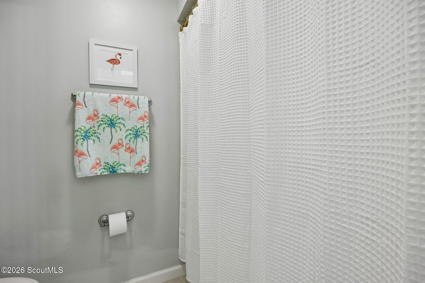 This incredible 4-bedroom, 2-bath home sits on a large corner - photo 27