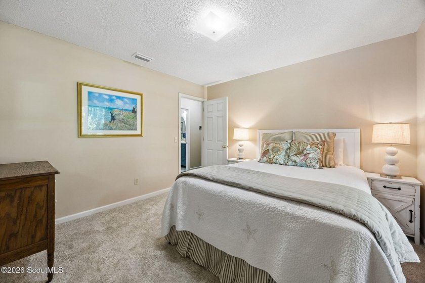This incredible 4-bedroom, 2-bath home sits on a large corner - photo 29