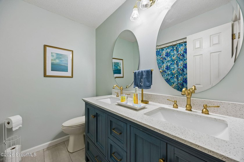 This incredible 4-bedroom, 2-bath home sits on a large corner - photo 30