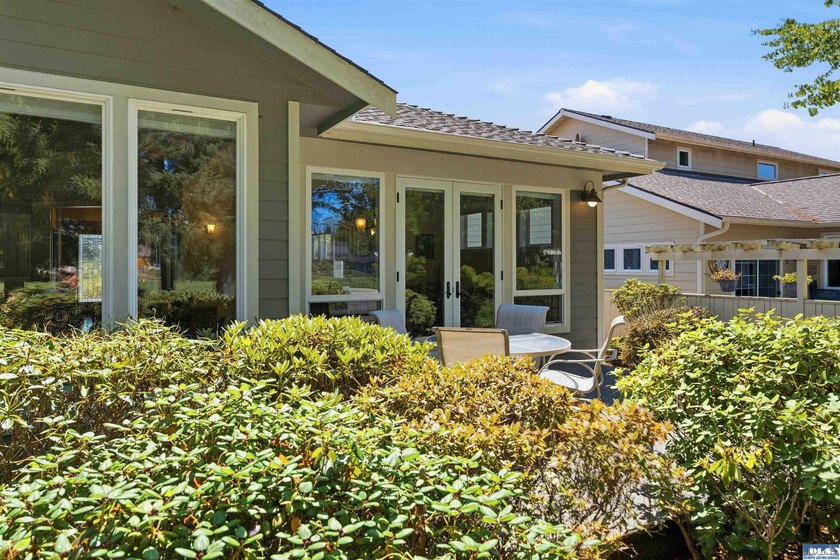Exceptional craftsman home by Alan Armstrong Construction - photo 46