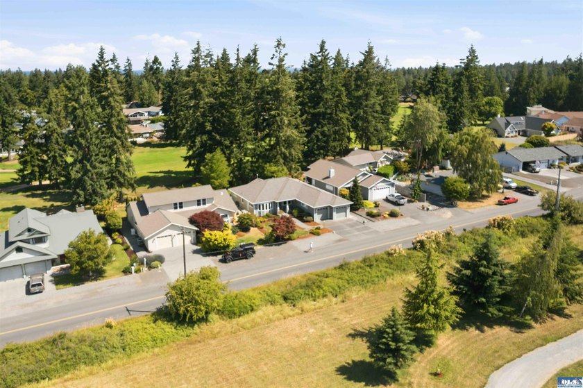 Exceptional craftsman home by Alan Armstrong Construction - photo 50