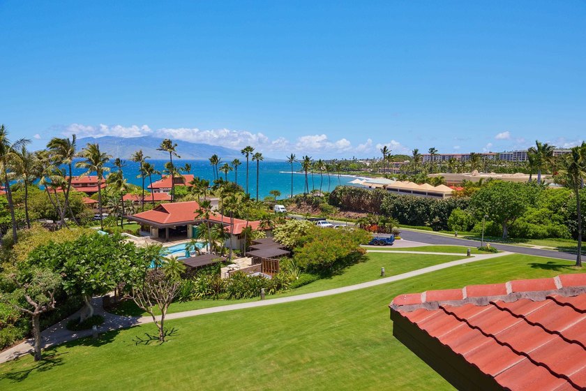 Wailea Point Residence 802 &amp; 804 is an exquisite, rare, double - photo 7