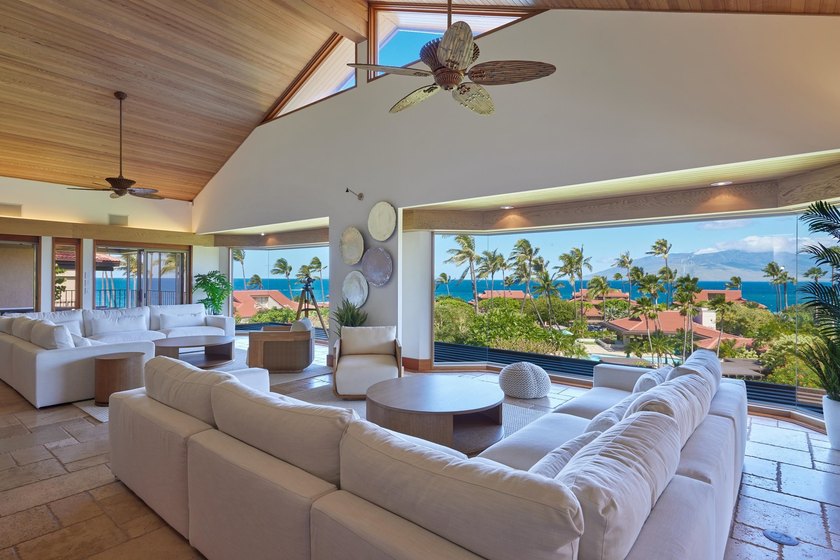 Wailea Point Residence 802 &amp; 804 is an exquisite, rare, double - photo 10