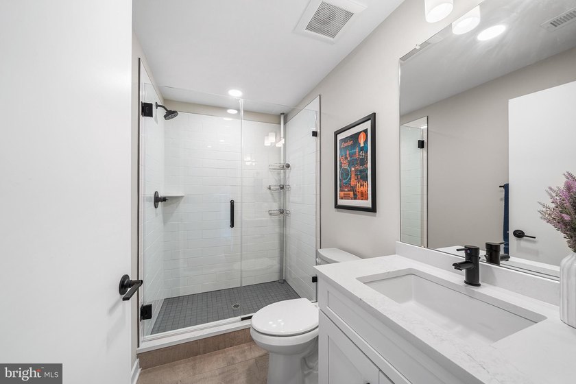 Welcome to 3117 Pierview Lane, a fully upgraded Essex model home - photo 9