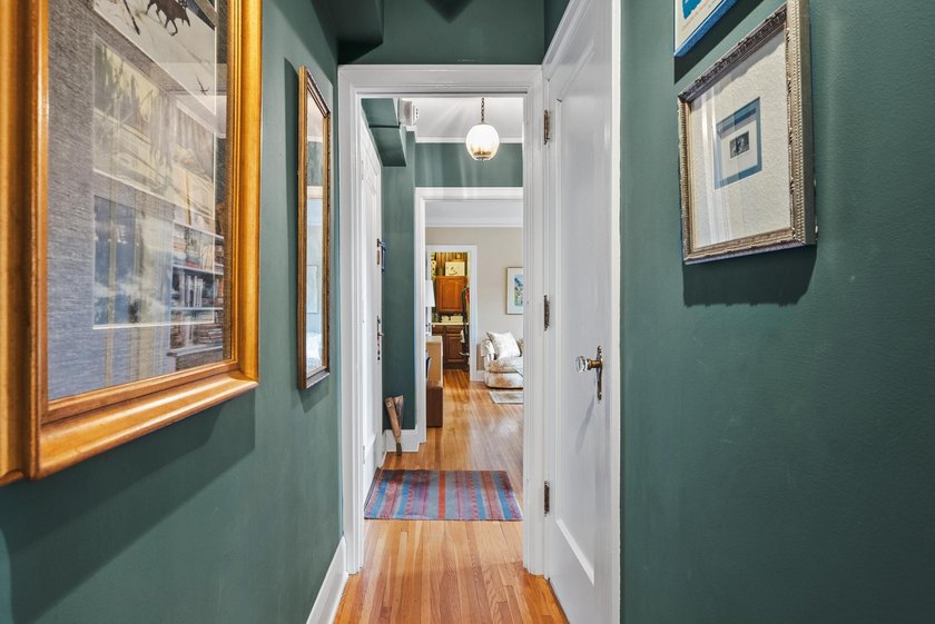 Step inside one of Minneapolis' most exclusive New York-style - photo 18