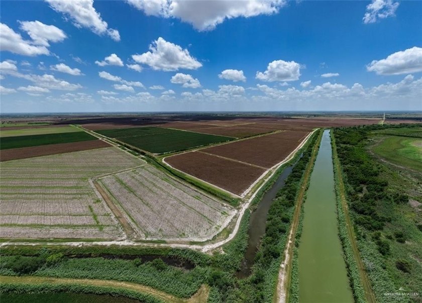 Exceptional 170+/- acre farm in Hidalgo County, with an - photo 6