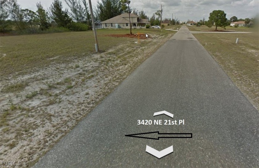 *X* FLOOD ZONE (no flood insurance needed)! This oversized - photo 3