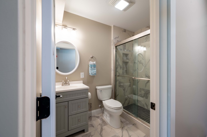 Newer Lakefront Home in Prime Location SOLD - photo 28