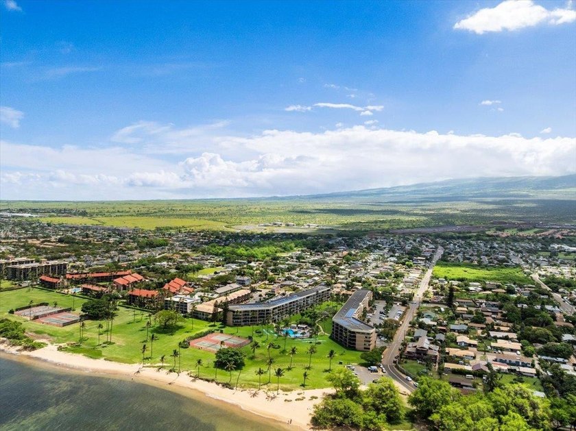 TOP FLOOR OCEANVIEW AT MAUI SUNSET Maui Sunset A513 is a - photo 10