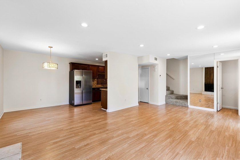 Charming Urban Retreat in Richardson Near UTD!! Nestled in the - photo 6