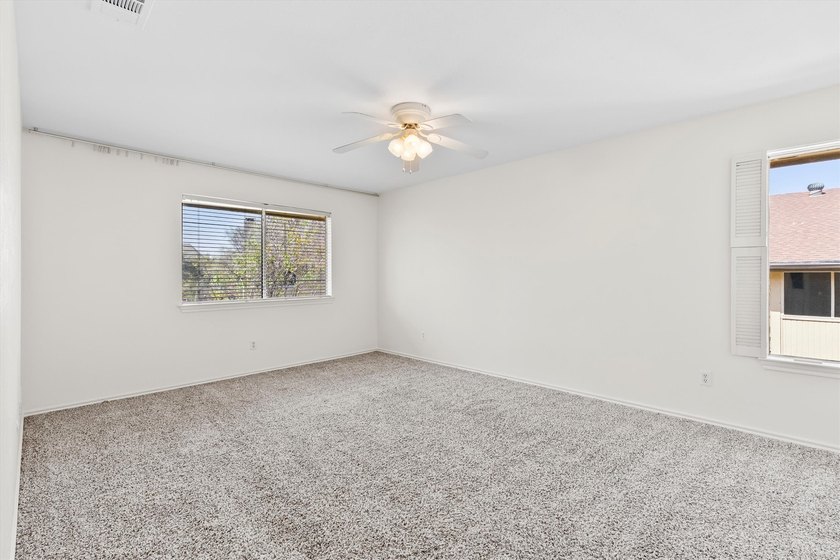 Charming Urban Retreat in Richardson Near UTD!! Nestled in the - photo 10