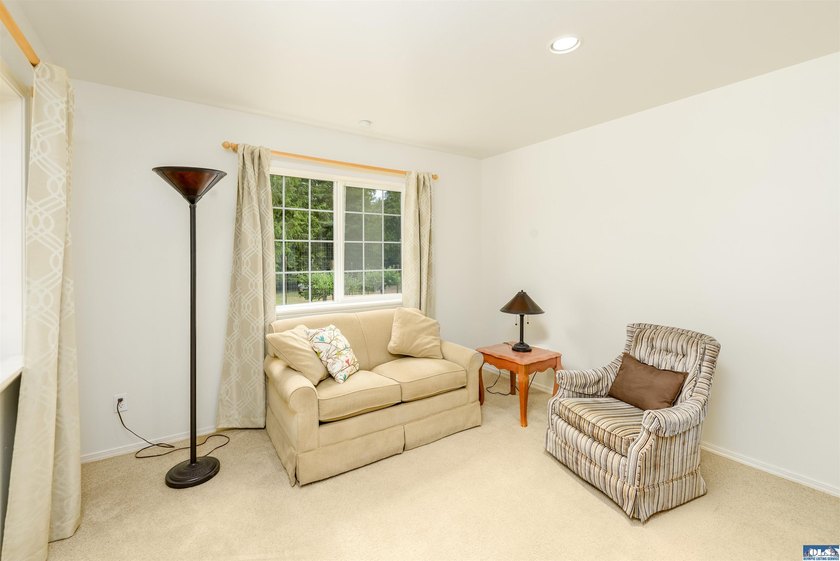 Escape to nearly ten private, wooded acres in Port Angeles - photo 44