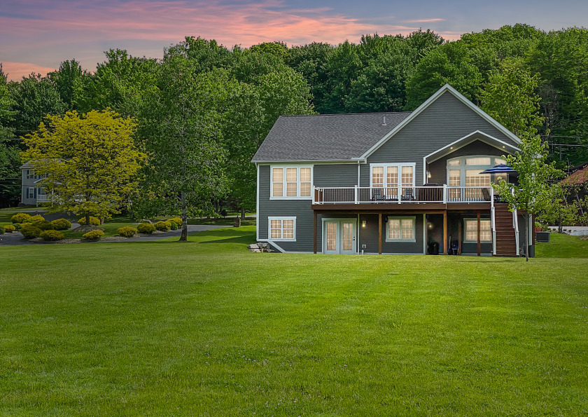 Newer Lakefront Home in Prime Location SOLD - photo 6
