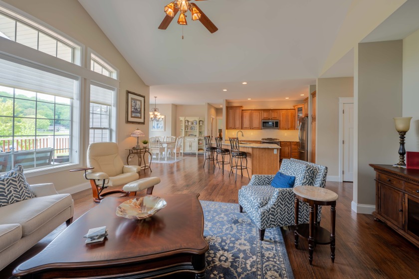 Newer Lakefront Home in Prime Location SOLD - photo 17
