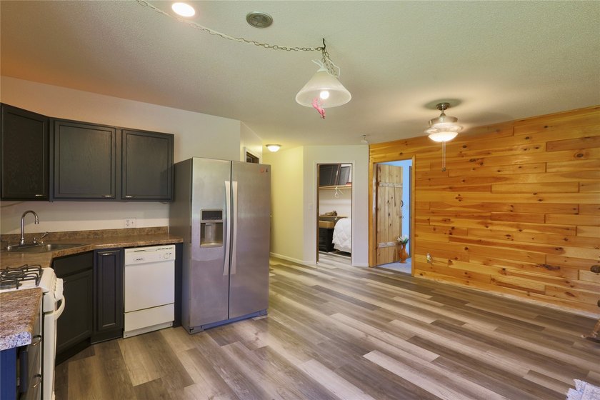 Welcome to this cozy property that truly has it all, including - photo 31