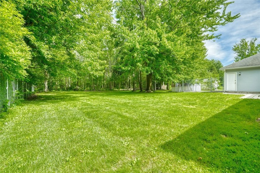 Welcome to 6578 Lakeside Road in Ontario! This 1,752 SF ranch - photo 34