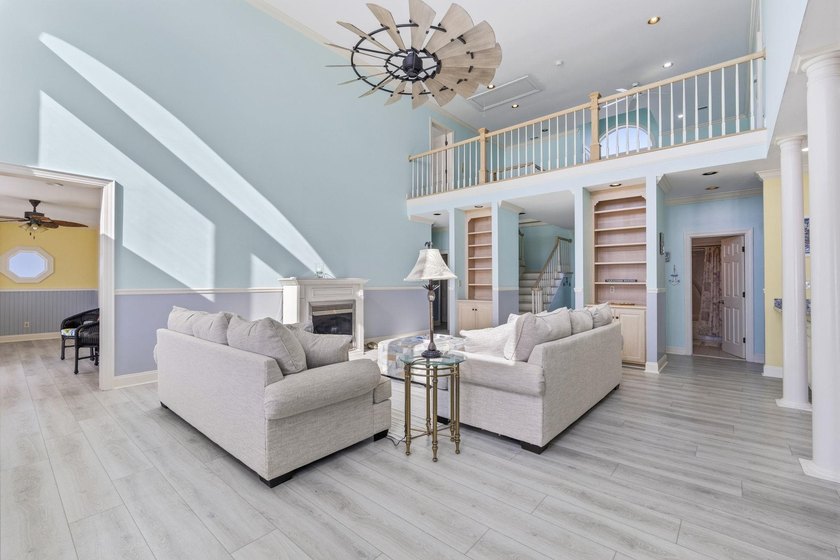 Oceanfront, five-bedroom, six-bathroom, fully remodeled raised - photo 9