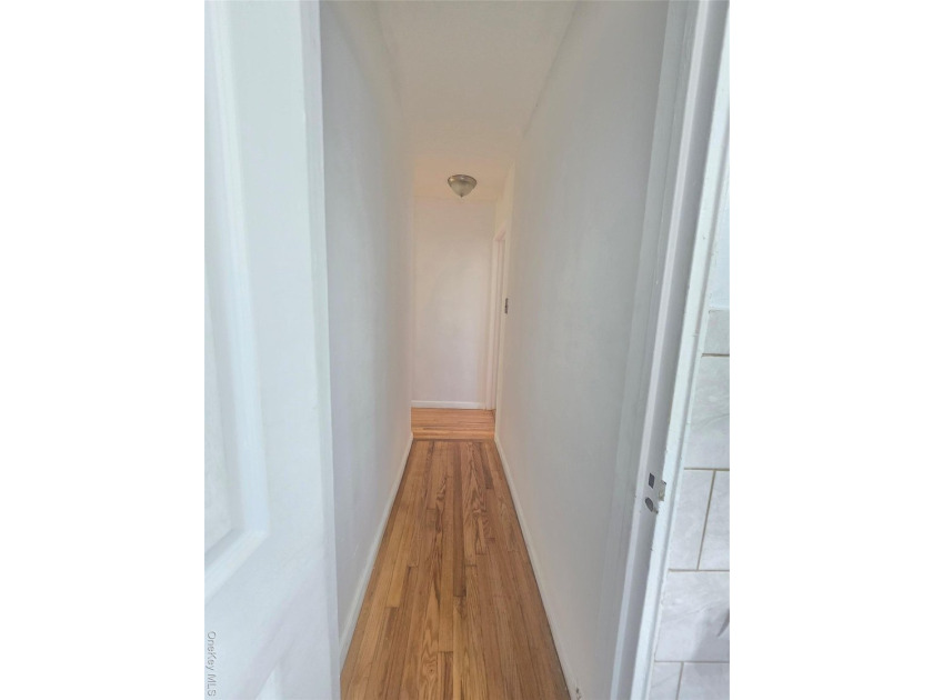 Welcome to this stunning 2 Bed room Co-Op in the Heart of the - photo 10