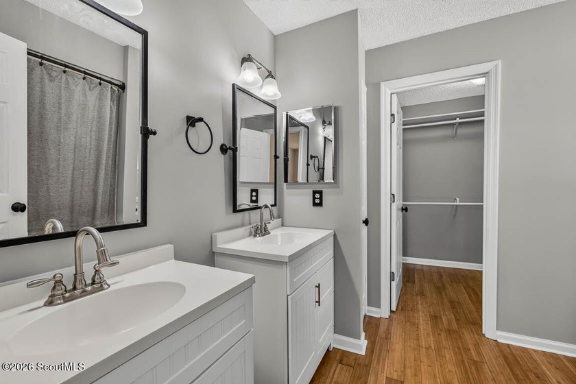 Welcome to Lowcountry living in the heart of St. Simons Island! - photo 26