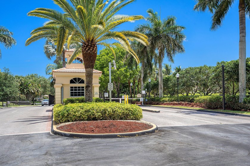 Welcome to this beautifully upgraded waterfront home in the - photo 30