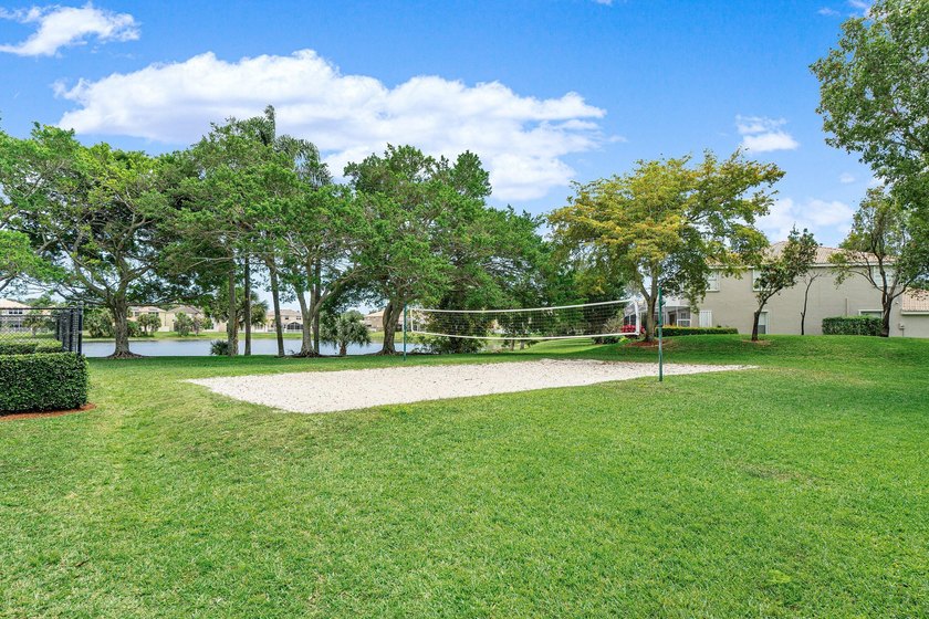 Welcome to this beautifully upgraded waterfront home in the - photo 37
