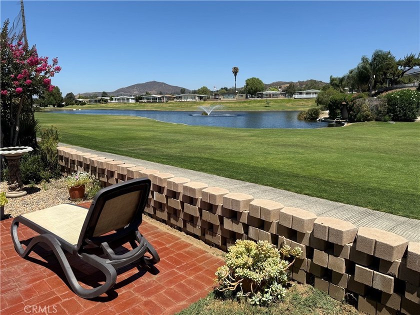Beautiful Pond-View Home just feet away from the golf course!! - photo 45