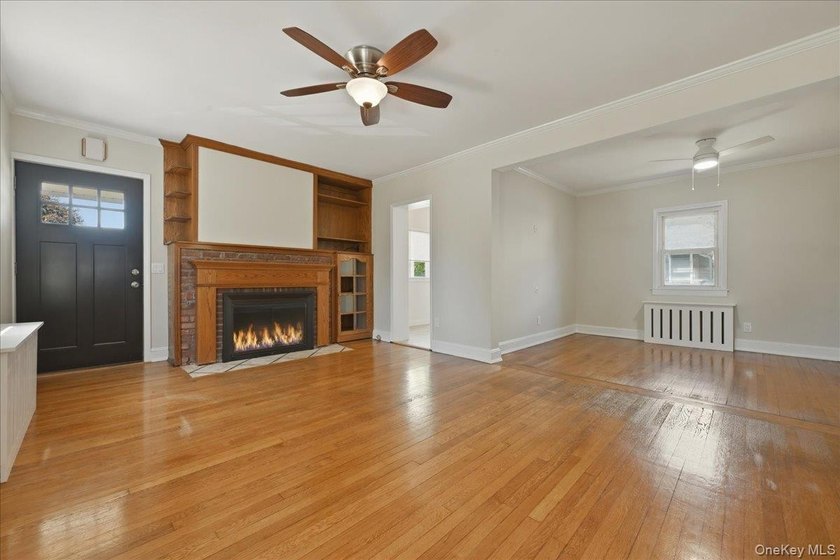Oversized Property! Terrace Section of Oceanside!Enjoy Generous - photo 6