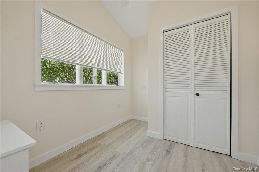Oversized Property! Terrace Section of Oceanside!Enjoy Generous - photo 9