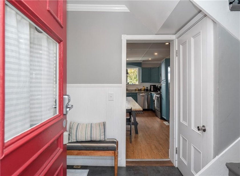 Incredible downtown location! Steps away from downtown Newport - photo 3
