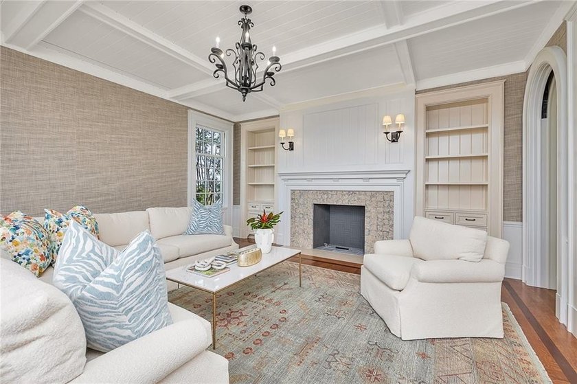 More than a residence, this is a lifestyle defined by elegance - photo 21