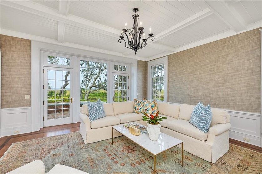 More than a residence, this is a lifestyle defined by elegance - photo 22