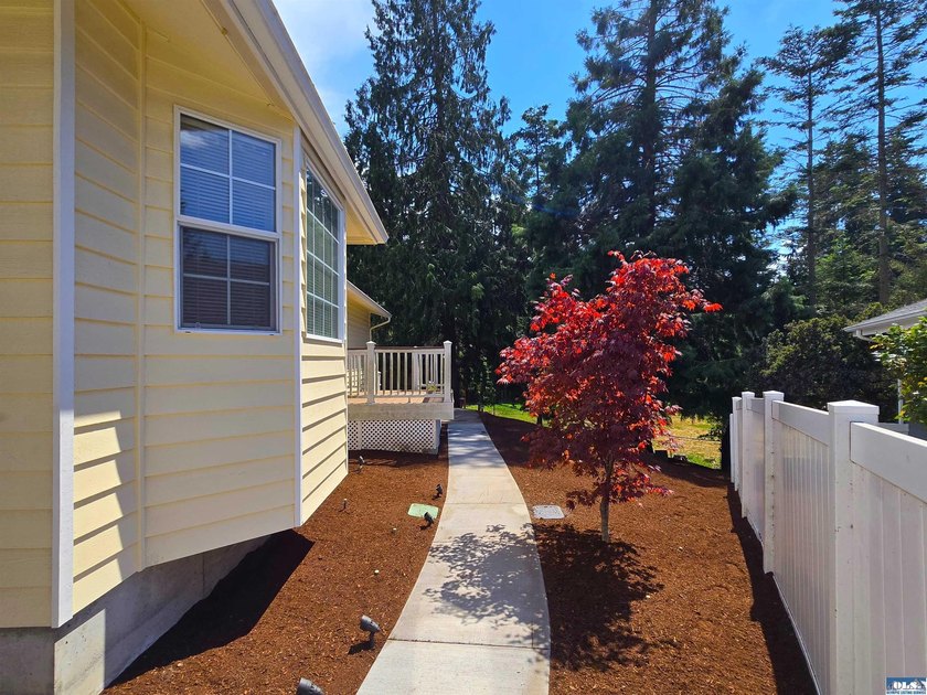 A perfect blend of space and community, this well maintained - photo 36
