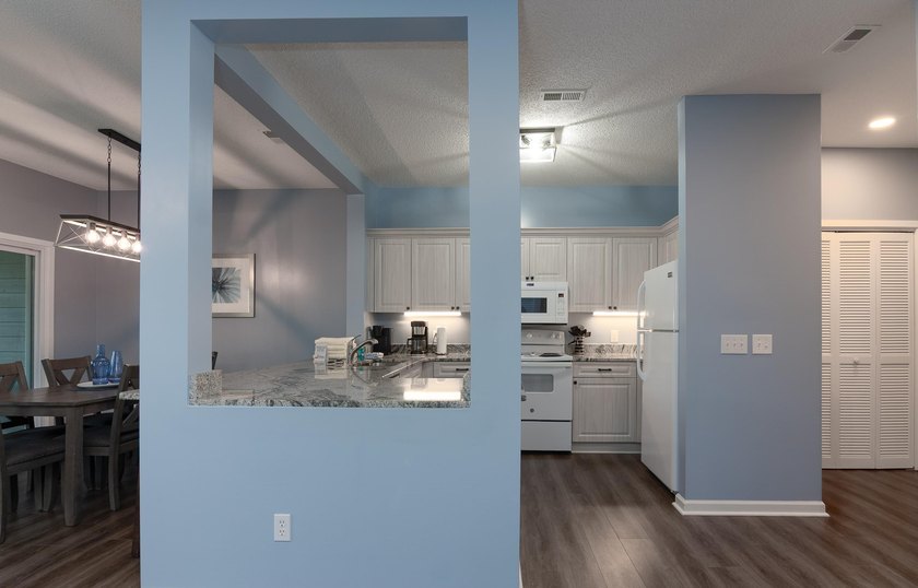 Nice two bedroom, two bath Canterbury Court condo located on a - photo 9