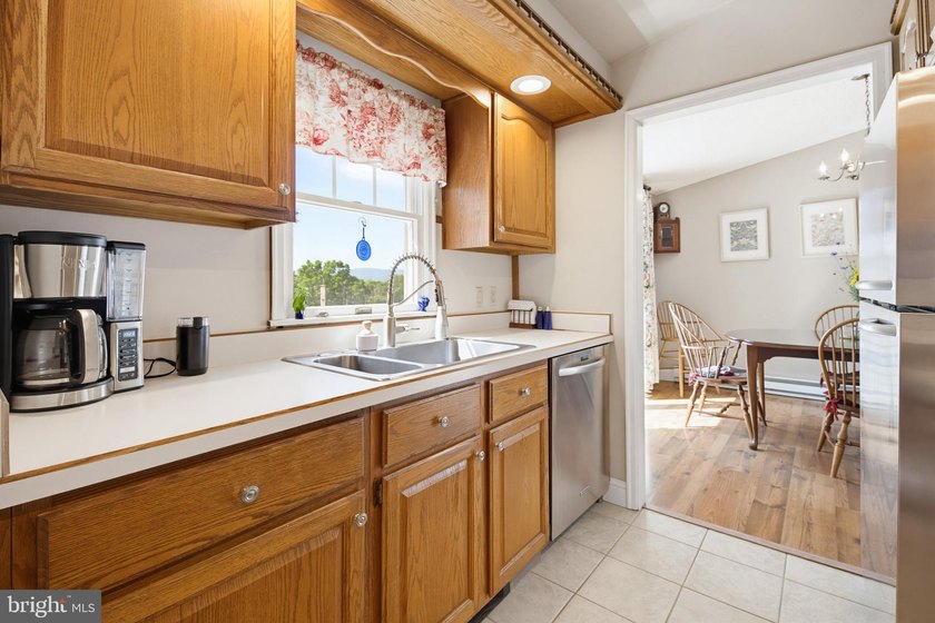 AUCTION with Pre-Auction Offers Considered. This property is - photo 8
