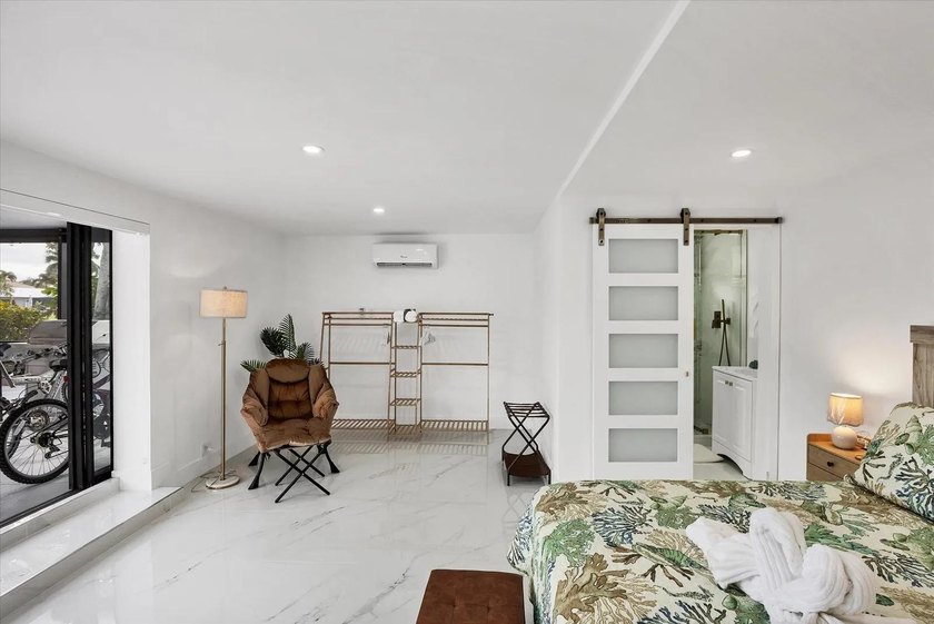 Great income opportunity on AirDna with over $100K in annual - photo 25