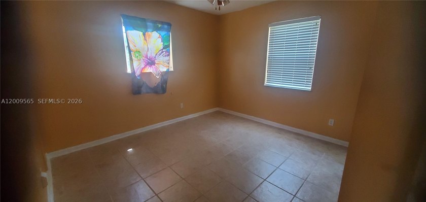 This solid concrete block house has 3 bed 1 bath single house - photo 10