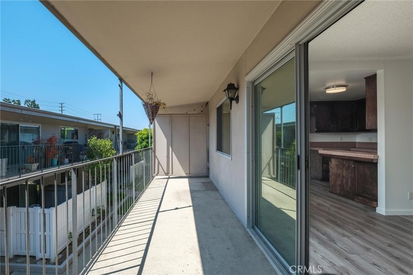 Welcome to the ideal turn-key condo in Torrance. This - photo 17