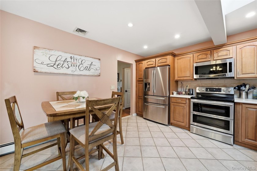Welcome home to this beautifully updated and well maintained - photo 30