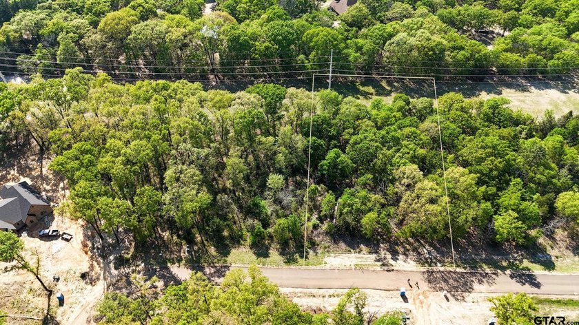 Welcome to The Reserve at Tuscany...Nestled in the scenic Piney - photo 3