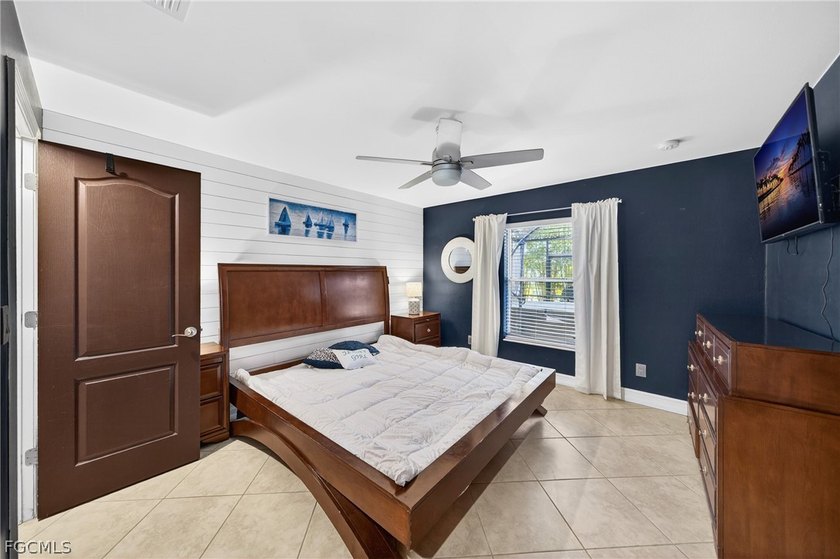 No flood insurance required - This private Florida retreat is - photo 14