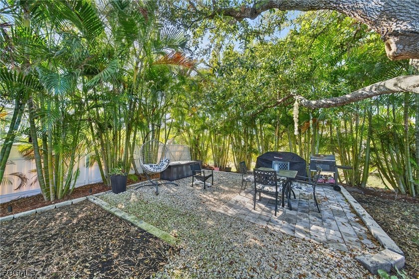 No flood insurance required - This private Florida retreat is - photo 31