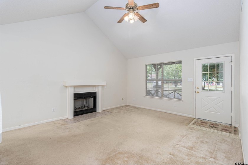 Discover the perfect East Texas retreat in the highly - photo 2